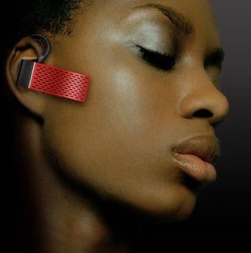 The previous Jawbone model The previous Jawbone model