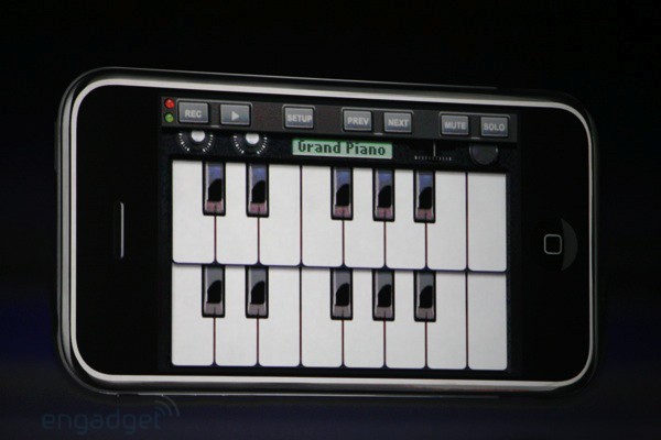 iPhone, mint zongora