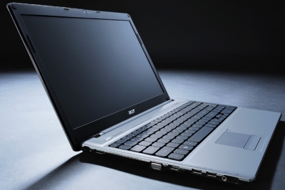 Acer zöld laptop