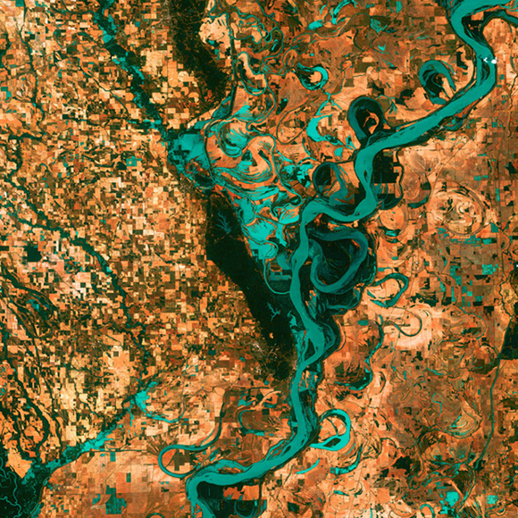3. helyezés: Meandering Mississippi Landsat 7 (2003)
