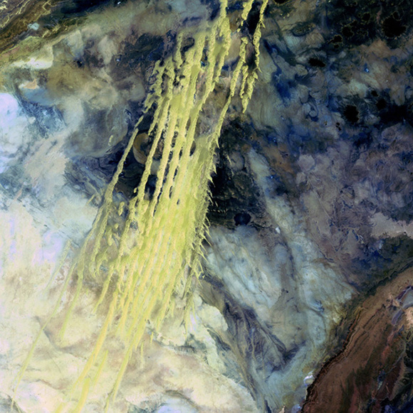 4. helyezés: Algerian Abstract Landsat 5 (1985)