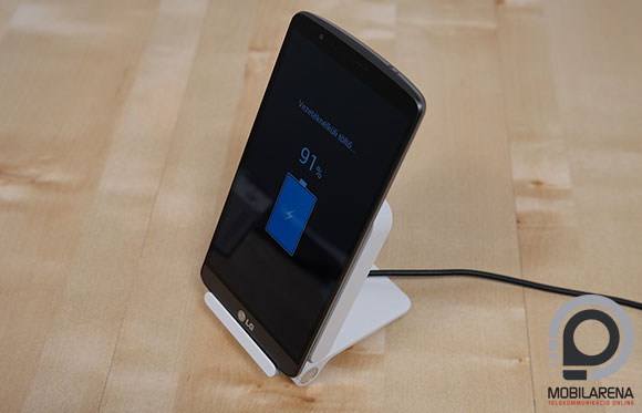 Az LG G3 épp felveszi a töltést
