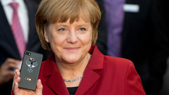 Angela Merkel és a BlackBerry mobilja
