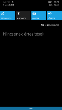 Alacsony Nokia Lumia 735 