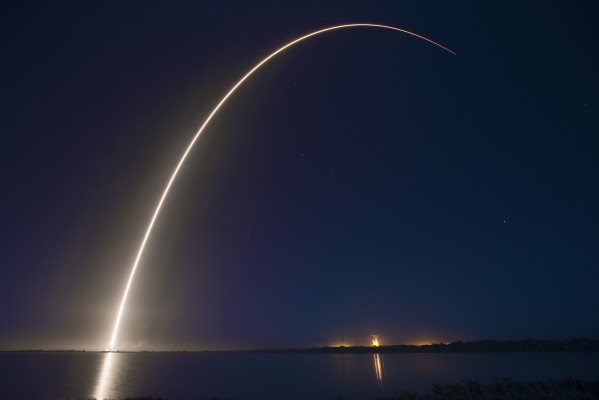 A Falcon 9 V.1.1 kilövése