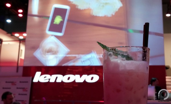Lenovo koktélparti az MWC 2015-ön