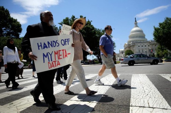 NSA ellenes tüntetés