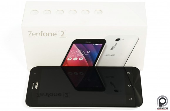 Az ASUS Zenfone 2 ZE500CL csomaglolása is ismerős lehet