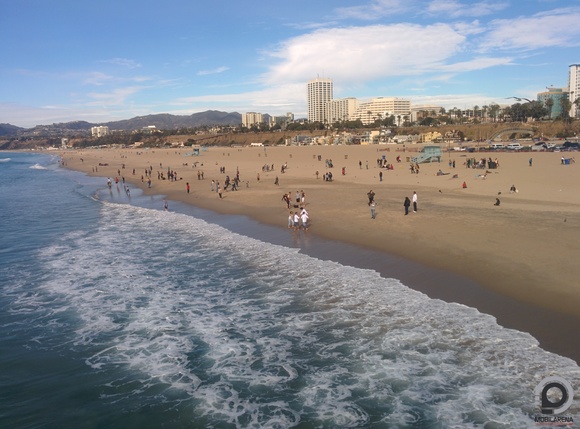 Santa Monica partja a kikötőről nézve