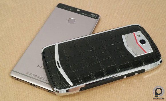 Két, prémium matériából építkező mobil. Egyik a felső (Huawei P9), másik az első kategóriában versenyez