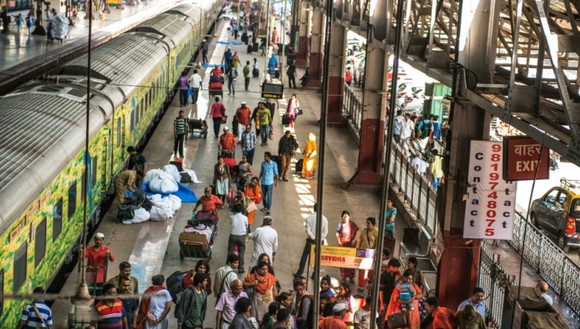 Indiában szinte mindenki vonattal jár