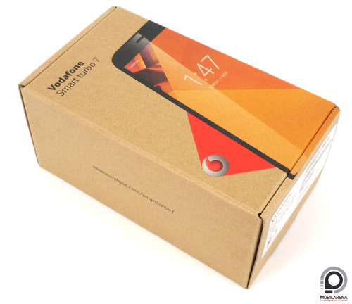 A Smart Turbo doboza aligha tér el az eddigi Vodafone-modellekétől.