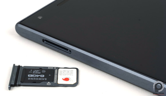 NanoSIM és microSD kerülhet a tálcára
