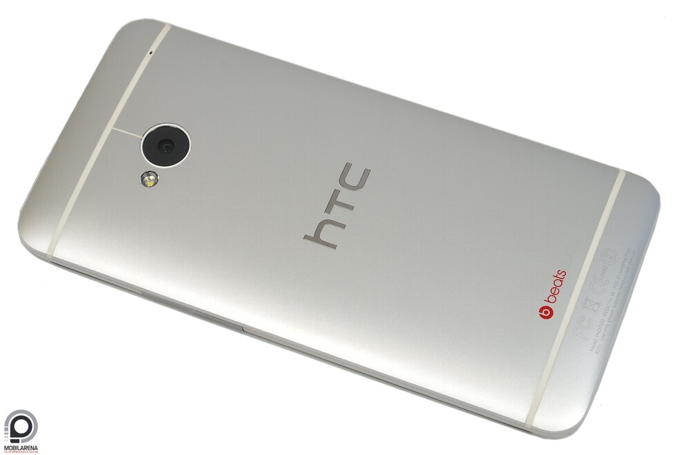Egy klasszikus: a HTC One 9 évvel ezelőttről