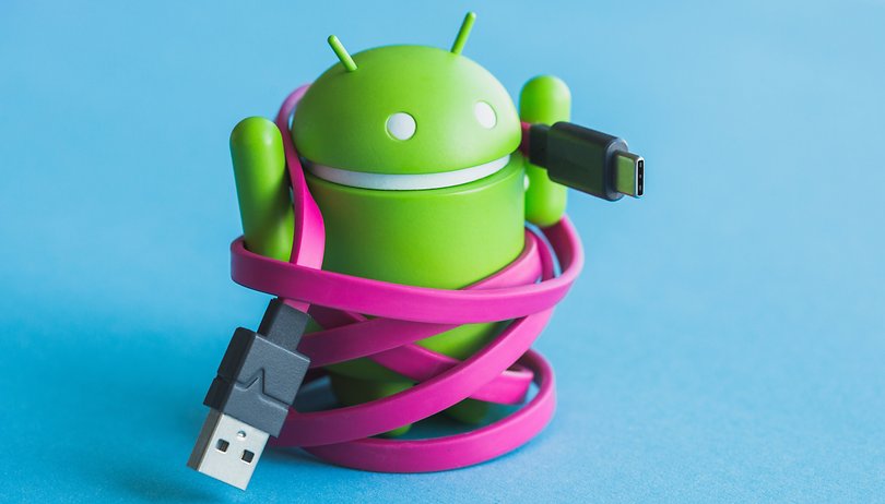 Az androidos telefonok által már jó ideje használt USB-C lesz a kötelező standard 2024 őszétől.