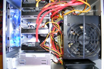 Most akár 6+1 darab Winyó is elfér benne. Most akár 6+1 darab Winyó is elfér benne.