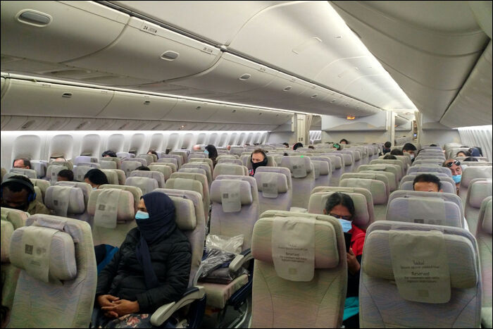 Az Emirates egyik Boeing 777-es gépének utastere. Az Emirates egyik Boeing 777-es gépének utastere.