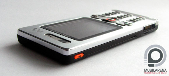 TechTaxi: Sony Ericsson W880i - Review
