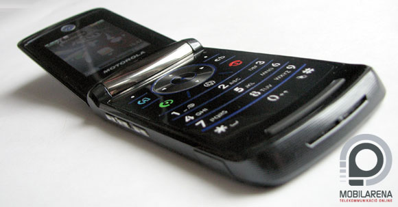 Motorola RAZR2 V9
