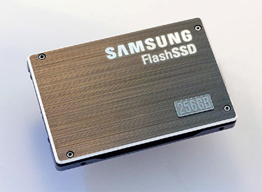 256 GB-os Samsung SSD