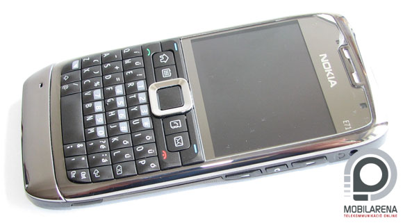 Nokia E71