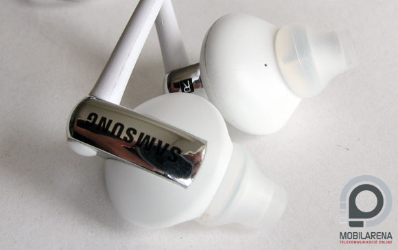 Samsung F400