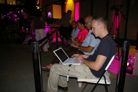 Itthon hivatalosan nekik lesz először