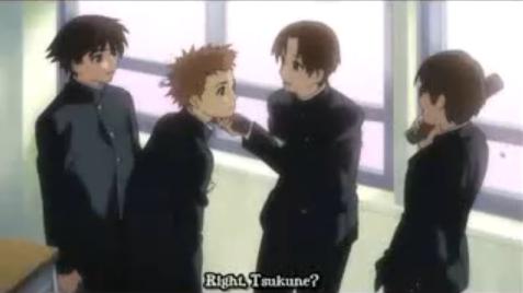 Tsukune az iskolában