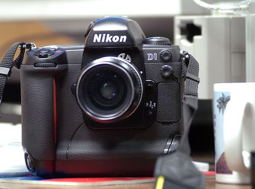 Nikon D1 (forrás: wikipedia.org)