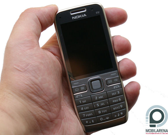 Nokia E52