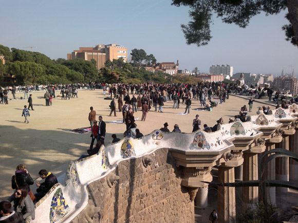 Tér a város felett