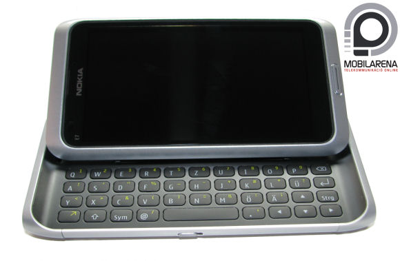 Nokia E7