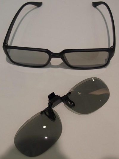 LG D2342P szemüvegek