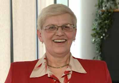 Berta Ili, az IFC Klub vezetője