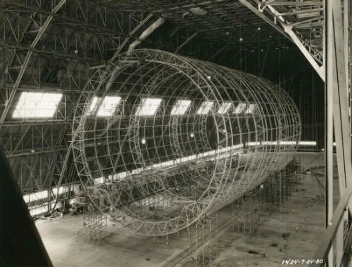 A USS Akron duralumínium váza (Ohio, Goodyear-Zeppelin Airdock, 1930)