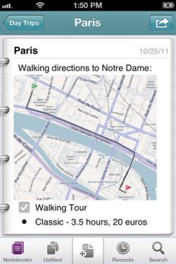OneNote alkalmazás balra Androidon, jobbra iOS eszközön