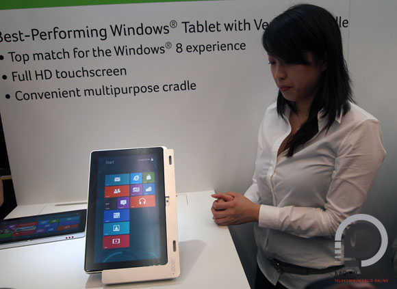 A helyi erőkkel könnyű szót érteni, bár nem mondhatnak sokat, de odasúgnak plusz információt, ha az ember kitartó