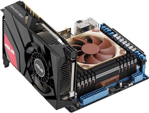 "Minigeforce" ASUS módra
