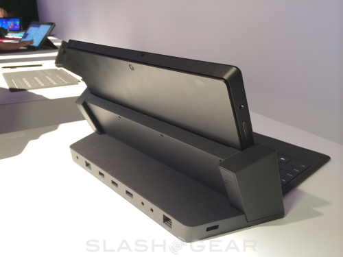 Microsoft Surface 2 Pro dokkolóban