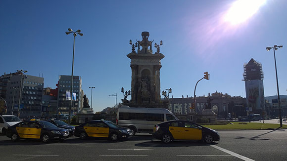 Plaza Espanya vasárnap reggel, útban az Acer sajtóeseménye felé