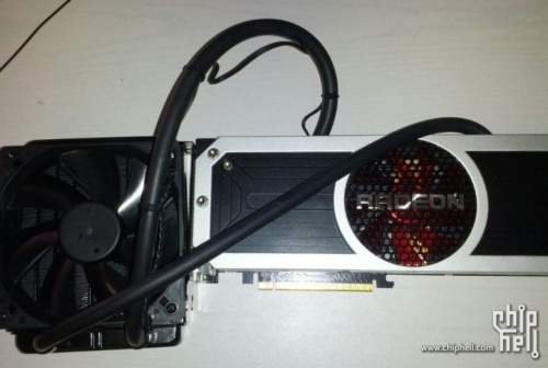 Az AMD dupla GPU-s szörnye (kép forrása: ChipHell)