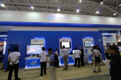 Az Intel standja