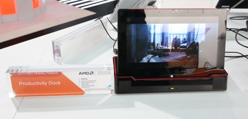 AMD tablet DockPort felületű dokkolóval
