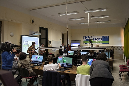 Az Epcos által támogatott labor Szombathelyen