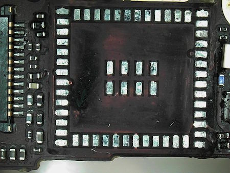 A WiFi IC helye letakarítva