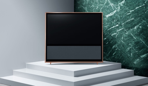 Bang & Olufsen Love Affair Collection BeoVision 11