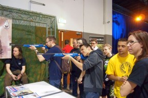 Fegyverek minden mennyiségben