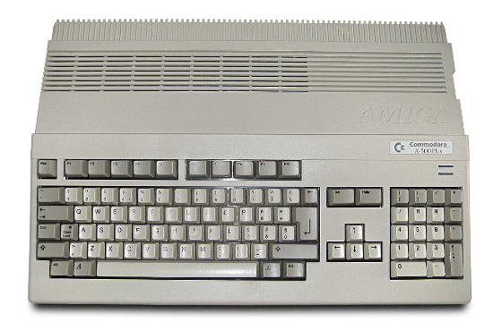 Amiga 500 Plus, jelenleg talán a legjobb vétel.