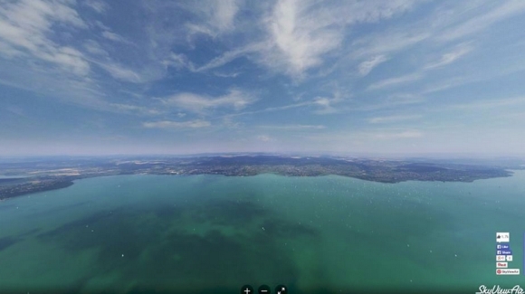 7000 megapixeles kép a Balatonról