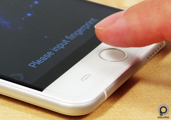 Az uleFone Be Touch 2 ujjlenyomat-olvasója pont úgy néz ki, mint a Touch ID